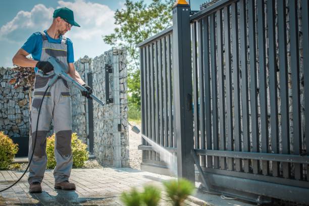 Best Animal Enclosure Cleaning  in Agler Estates, FL